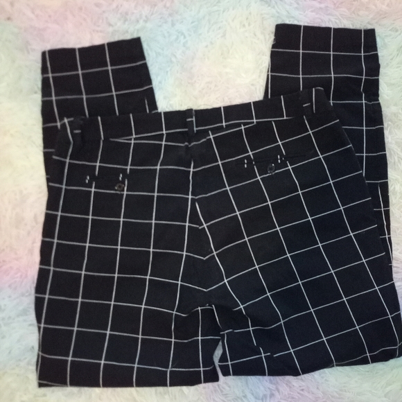 Trousers - Picture 2 of 4